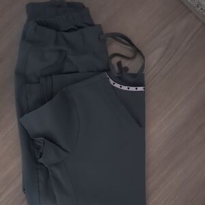 Heart Soul Women's Gray Scrub Set